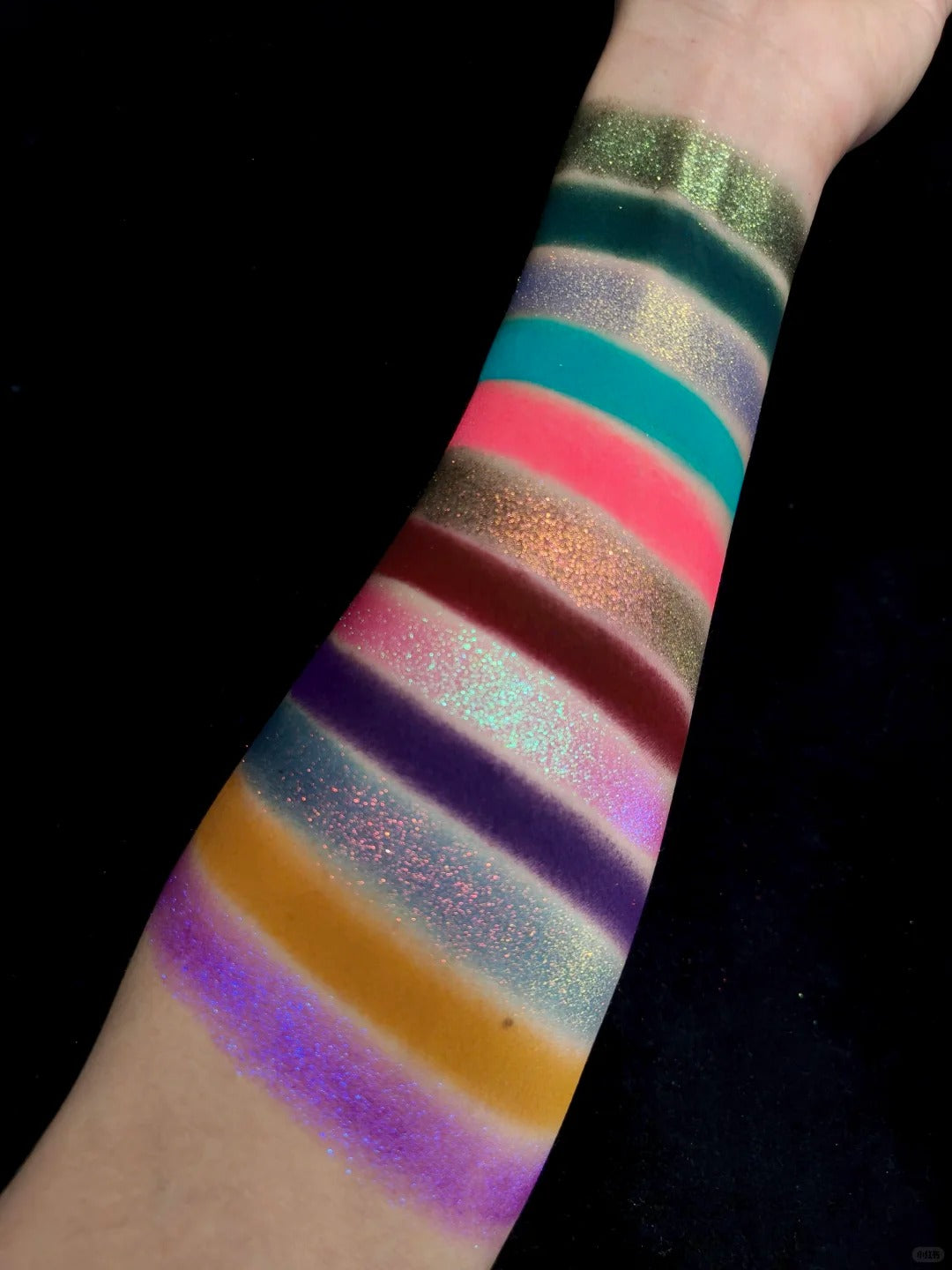 SUGAROCK Epic Edge 12 Color Eyeshadow Palette T5351