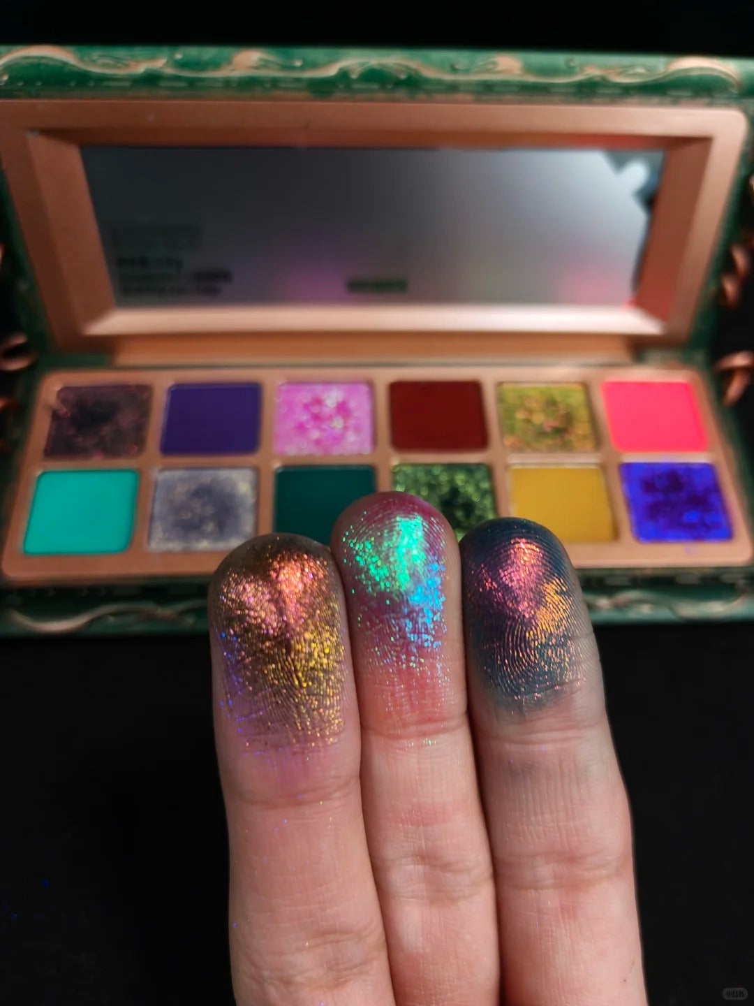 SUGAROCK Epic Edge 12 Color Eyeshadow Palette T5351