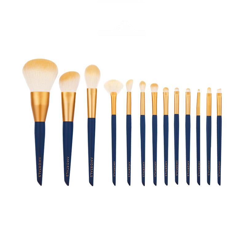 AMORTALS Star-Beats Makeup Brush T2505