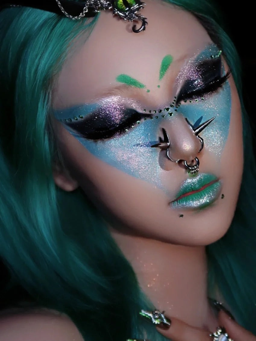 THE U COSMETICS Eye Of Universe 15 farver kameleon øjenskyggepalette T4081