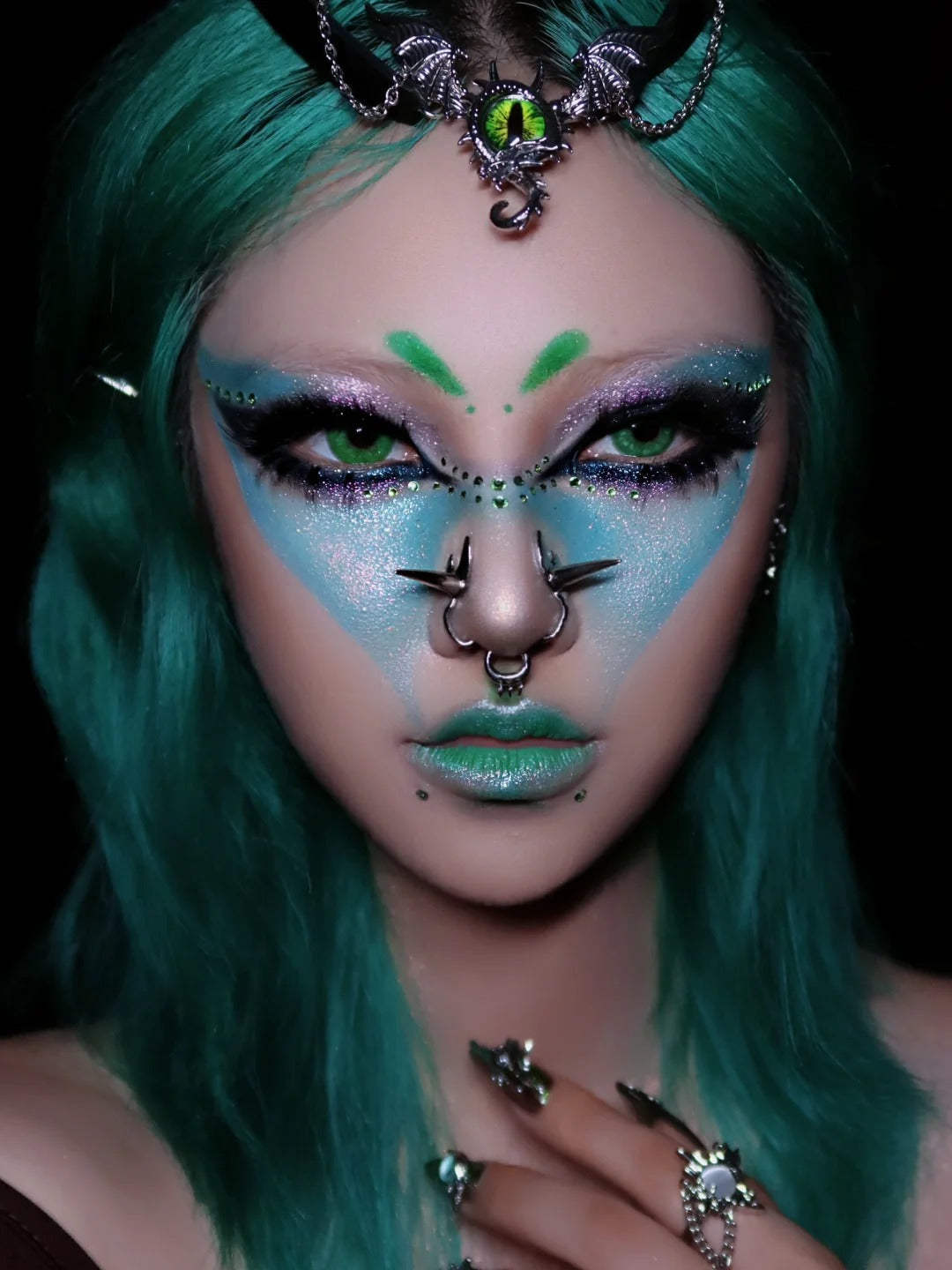 THE U COSMETICS Eye Of Universe 15 farver kameleon øjenskyggepalette T4081