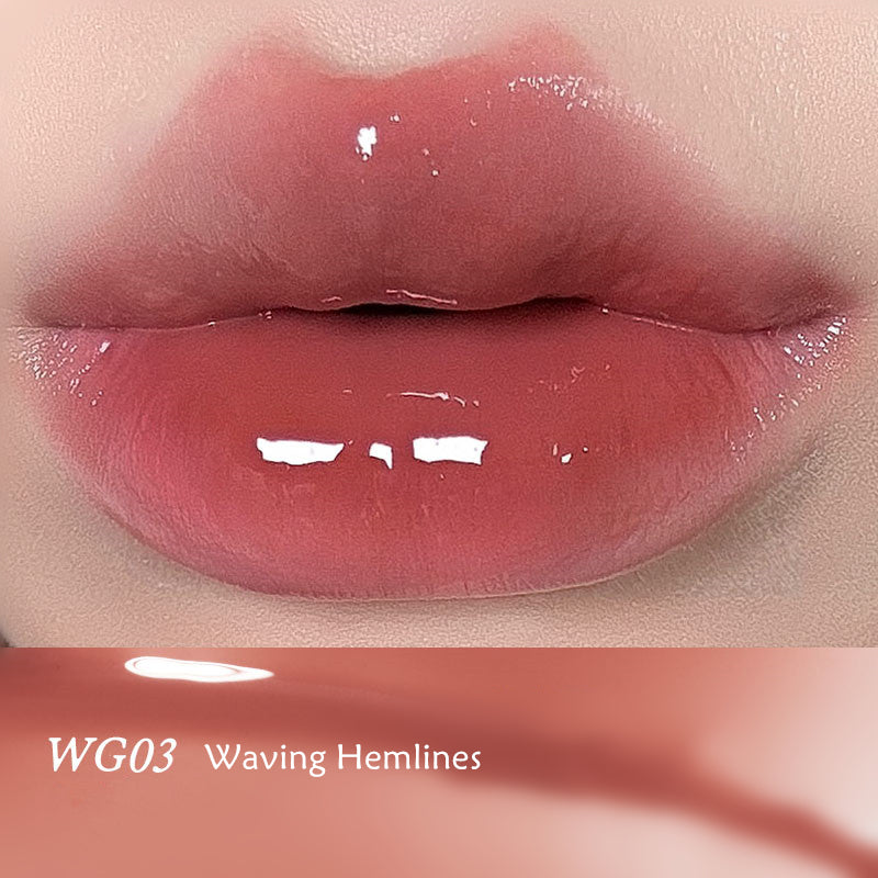 ملمع شفاه INSBAHA Wavy Super Moisturizing 3D Mirror T4093