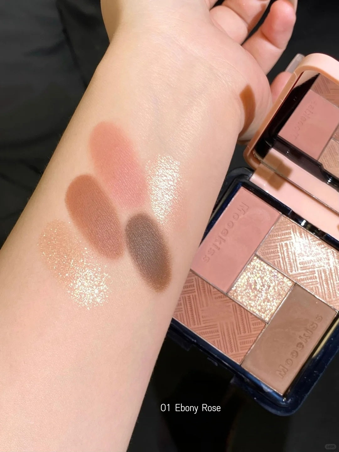 Mooekiss Soulmate Matte & Pearlescent Eyeshadow Palette T4567