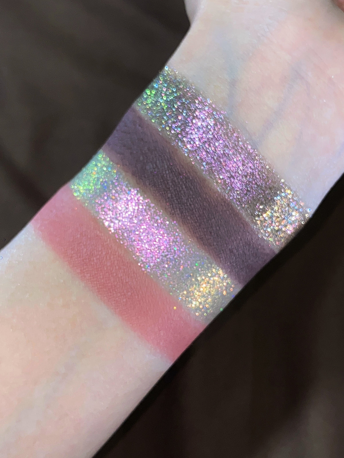 [Sale on Oct 31, 12Pm EST] KRYPTEIN COSMETICS Pâtisserie Chameleon Eyeshadow Palette T6071