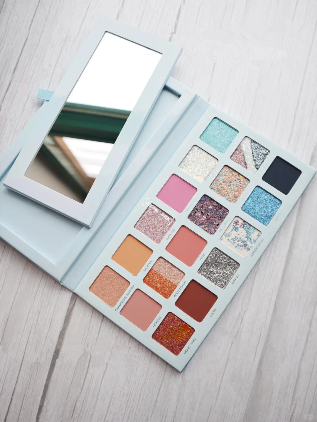 Heir Wonderland 18 Colors Eyeshadow Palette T3862