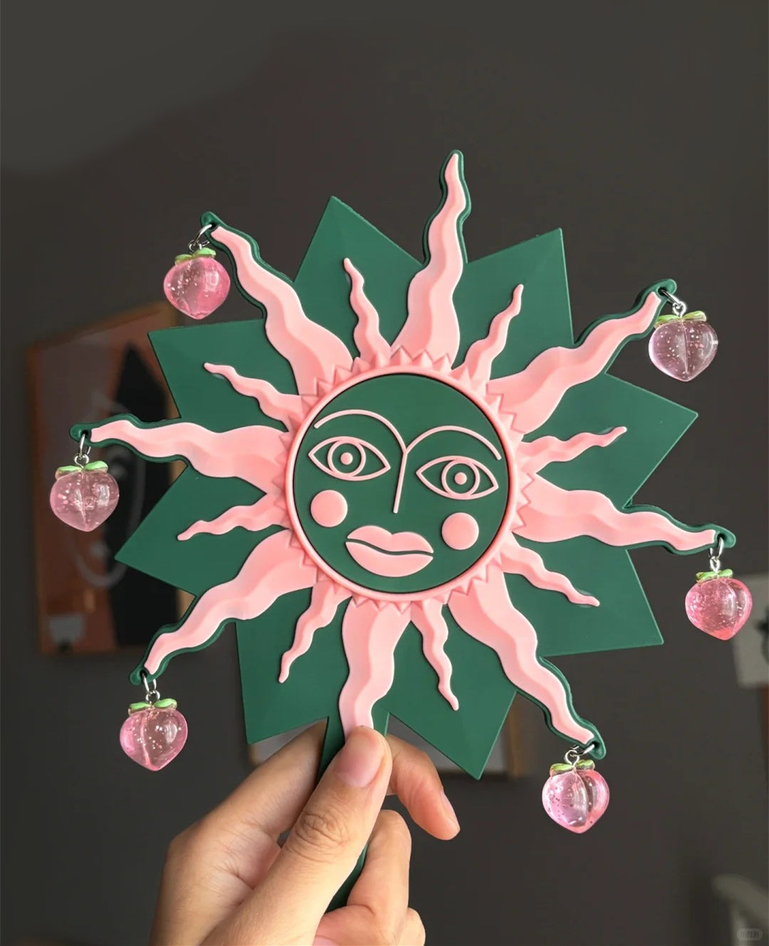 Girlcult Cool & Cute Makeup Hand Holding Mirror T4078
