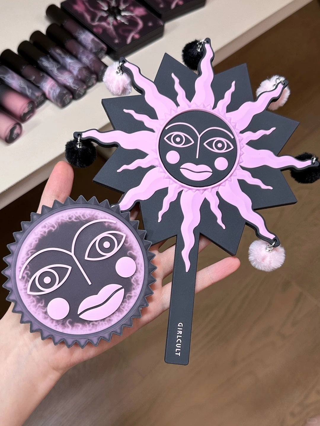 Girlcult Peach Blossom Utopia Collection Makeup Gift Box T5696