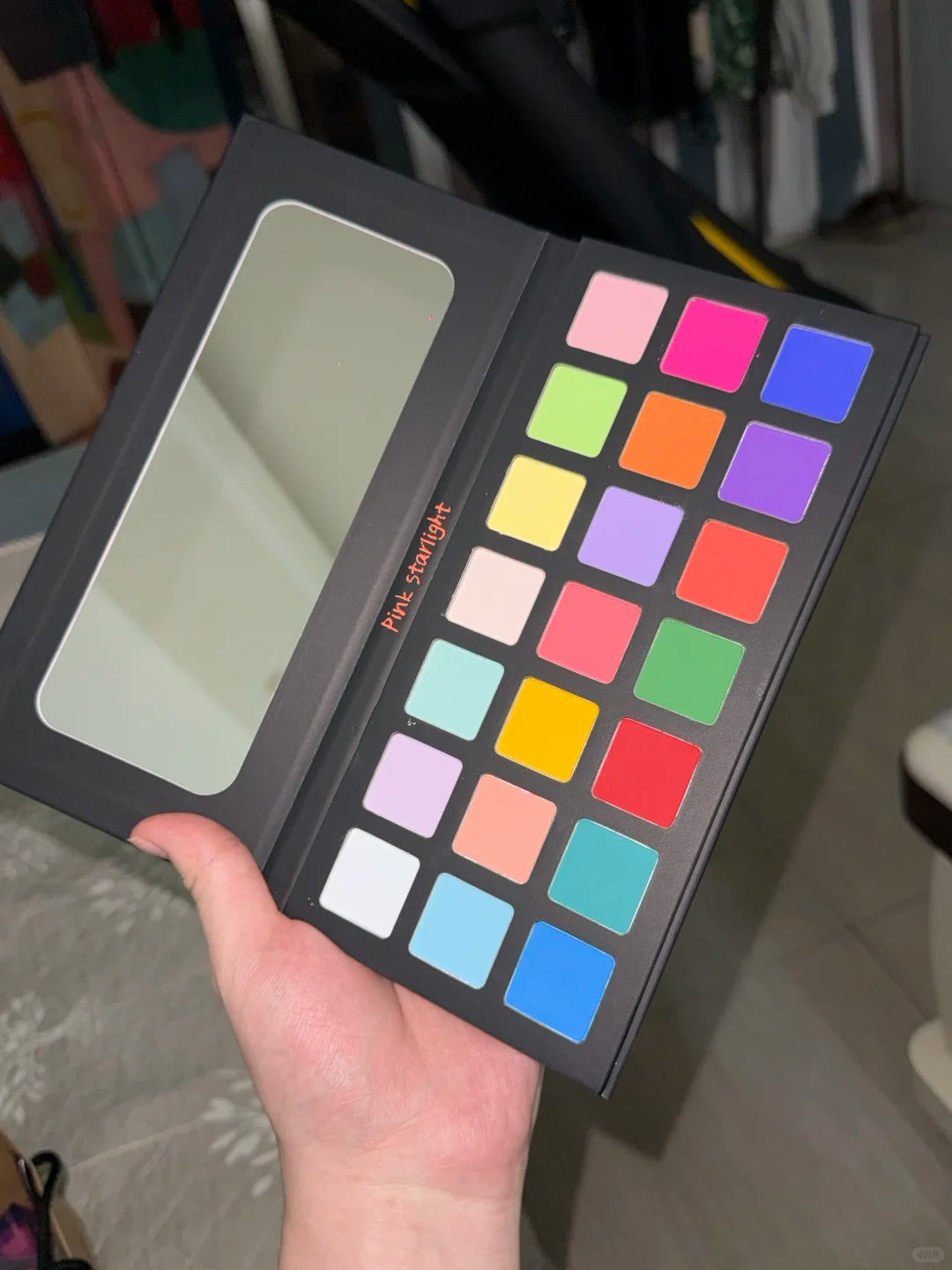 PINK STARLIGHT Color Outburst 21-color Eyeshadow Palette T5946