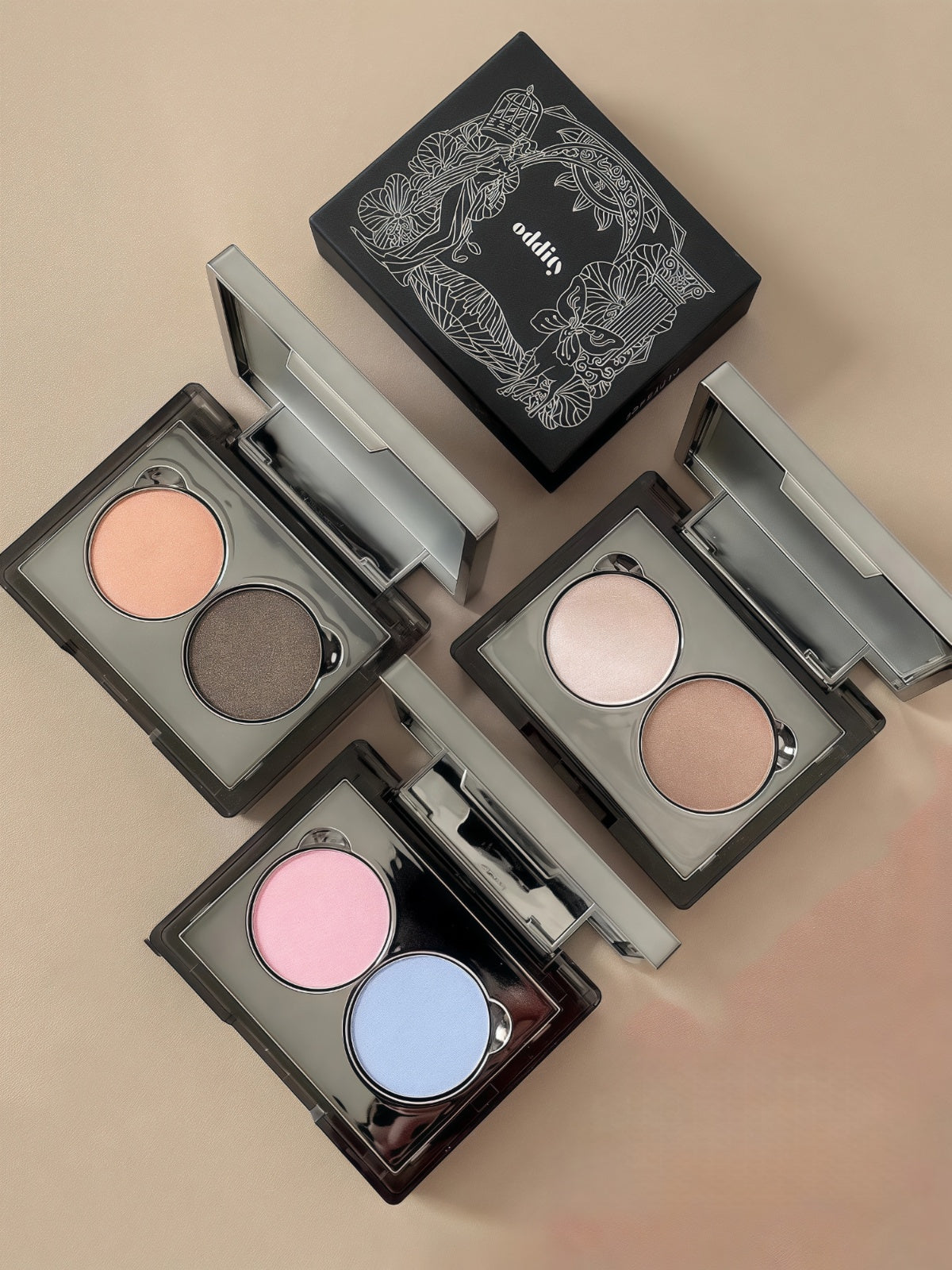 ODDITY 2-Color Matte & Diamond Shimmer Eyeshadow Palette T4961