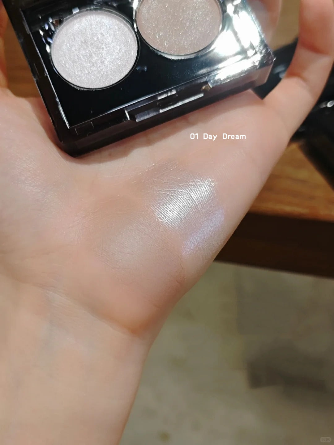 ODDITY 2-Color Matte & Diamond Shimmer Eyeshadow Palette T4961