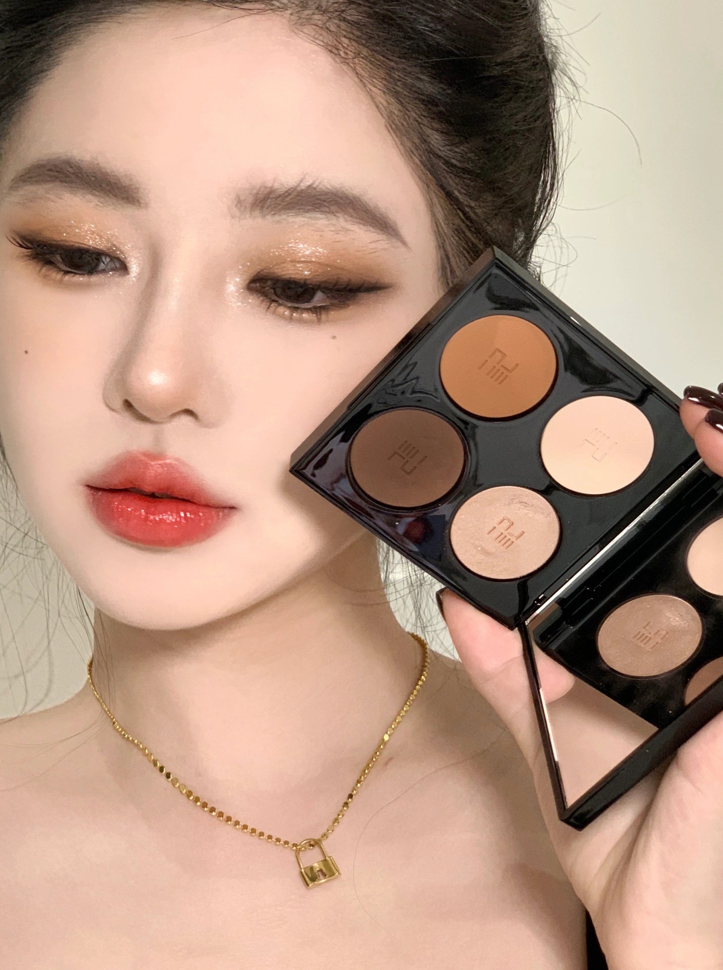 Perfect Diary Four Colors Essence Eyeshadow Palette T3801