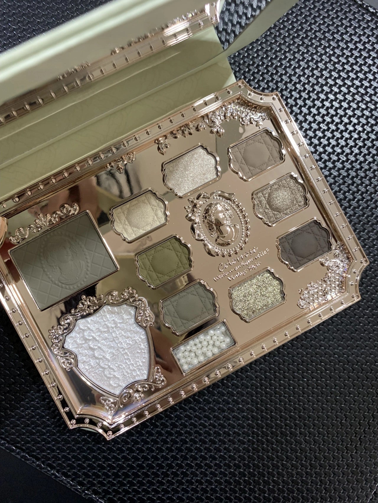 COLORROSE Play Dream Ballet Series All-in-one Eyeshadow Palette T3669