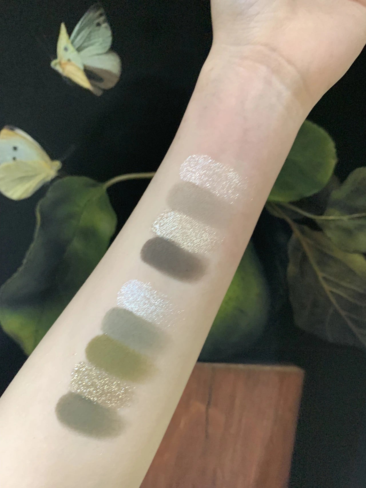 COLORROSE Play Dream Ballet Series All-in-one Eyeshadow Palette T3669