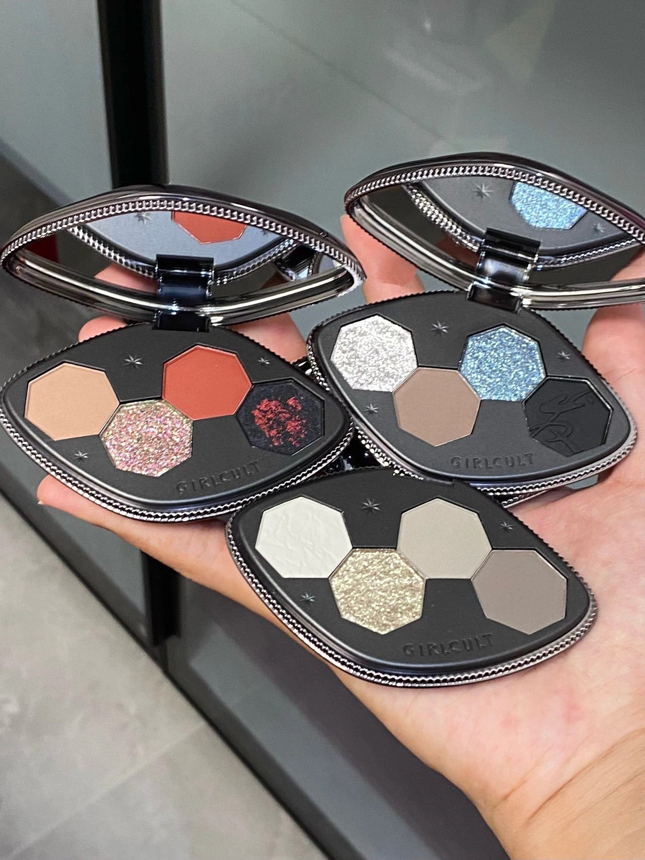 Girlcult Four Great Inventions Series All-In-One Gift Box T3718