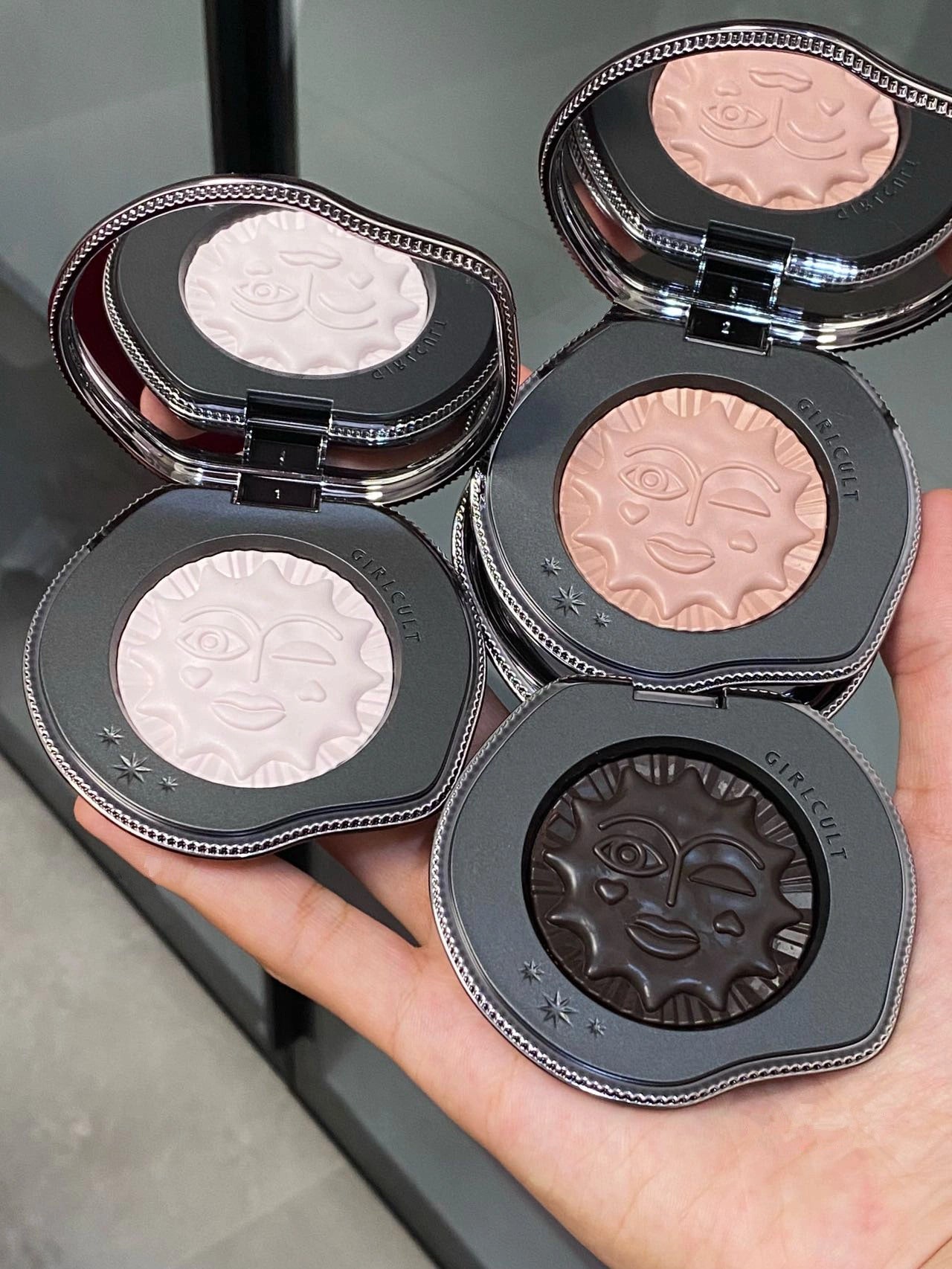 Girlcult Four Great Inventions Series All-In-One Gift Box T3718