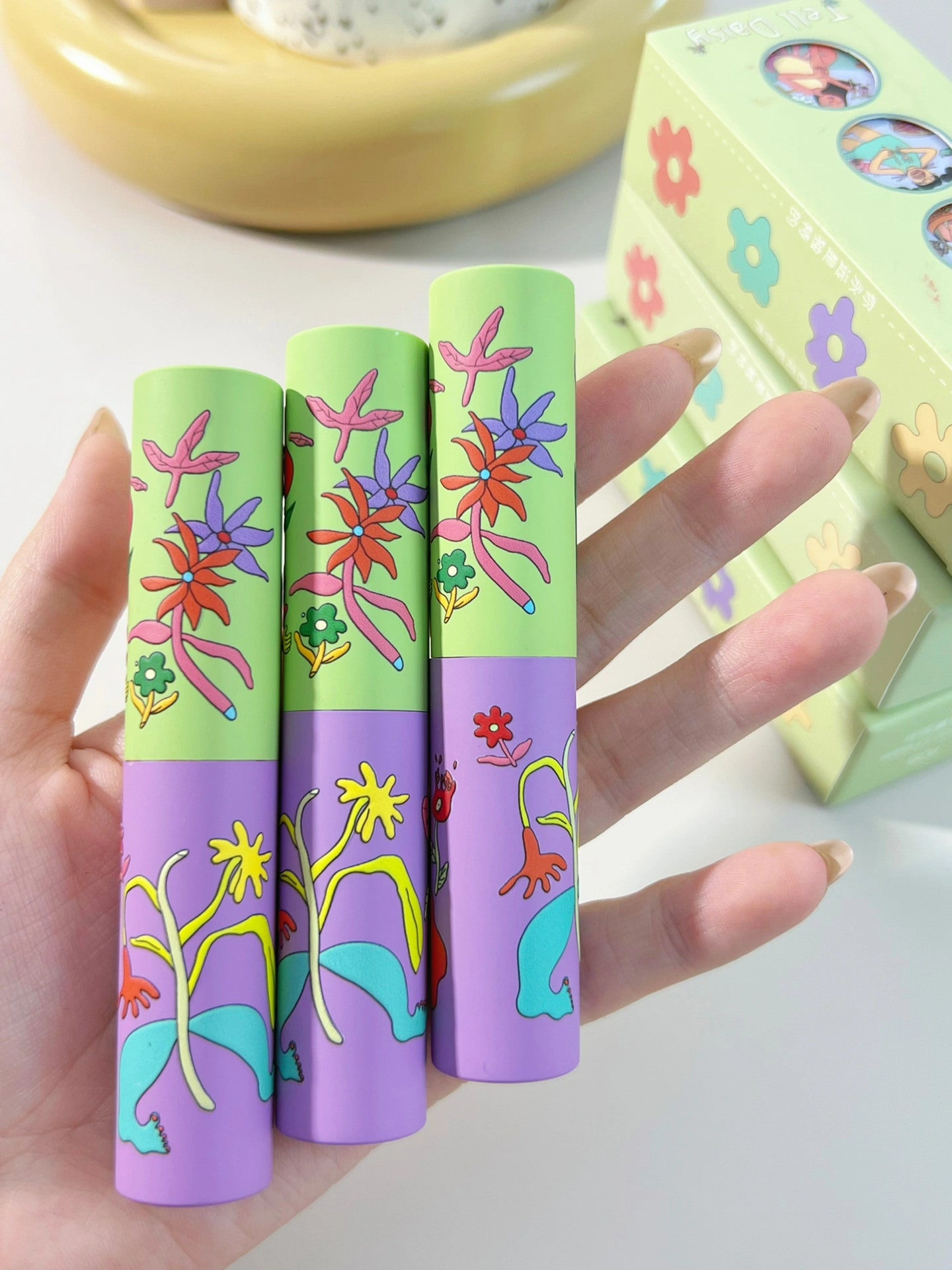 TellDaisy Flower World Series Matte Lipstick T3722