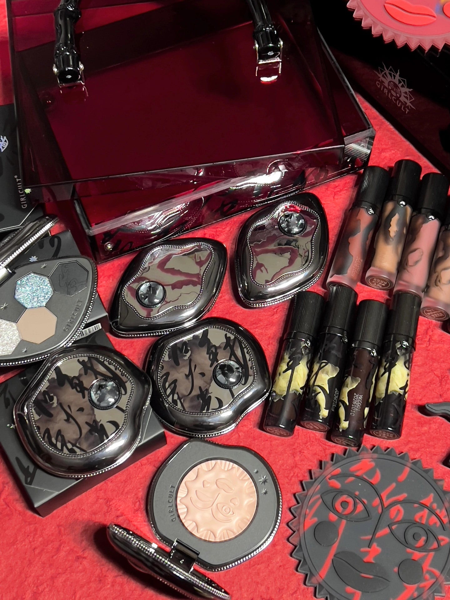 Girlcult Four Great Inventions Series Chameleon Eyeshadow Palette T3719