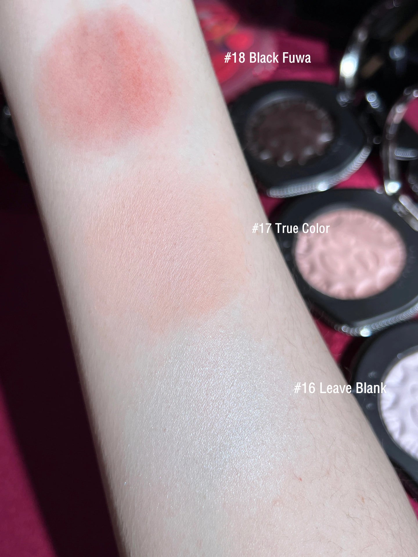 Girlcult Four Great Inventions Series Mood Blusher Powder T3720