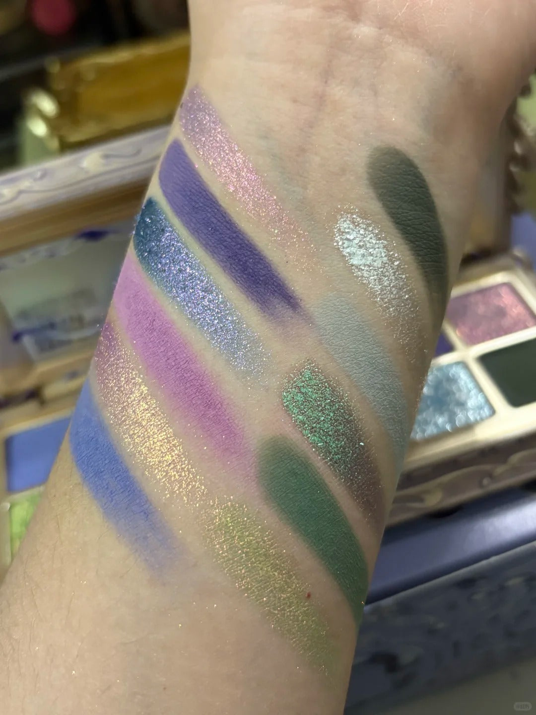 SUGAROCK Luna Lure 12 Color Eyeshadow Palette T4979