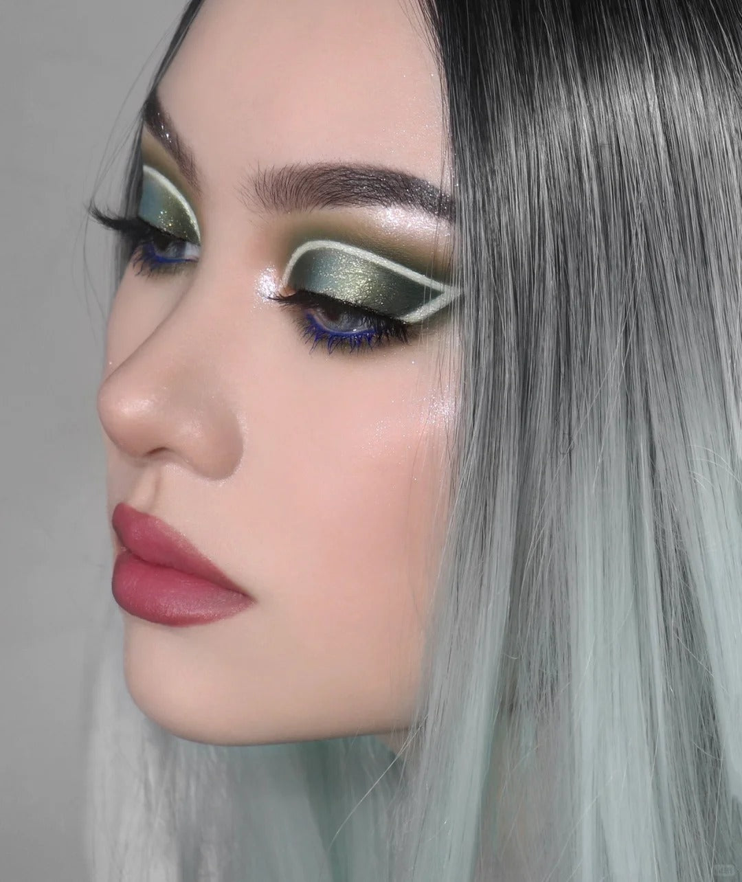 ODDITY 5-Color Eyeshadow Palette #SELF T4564