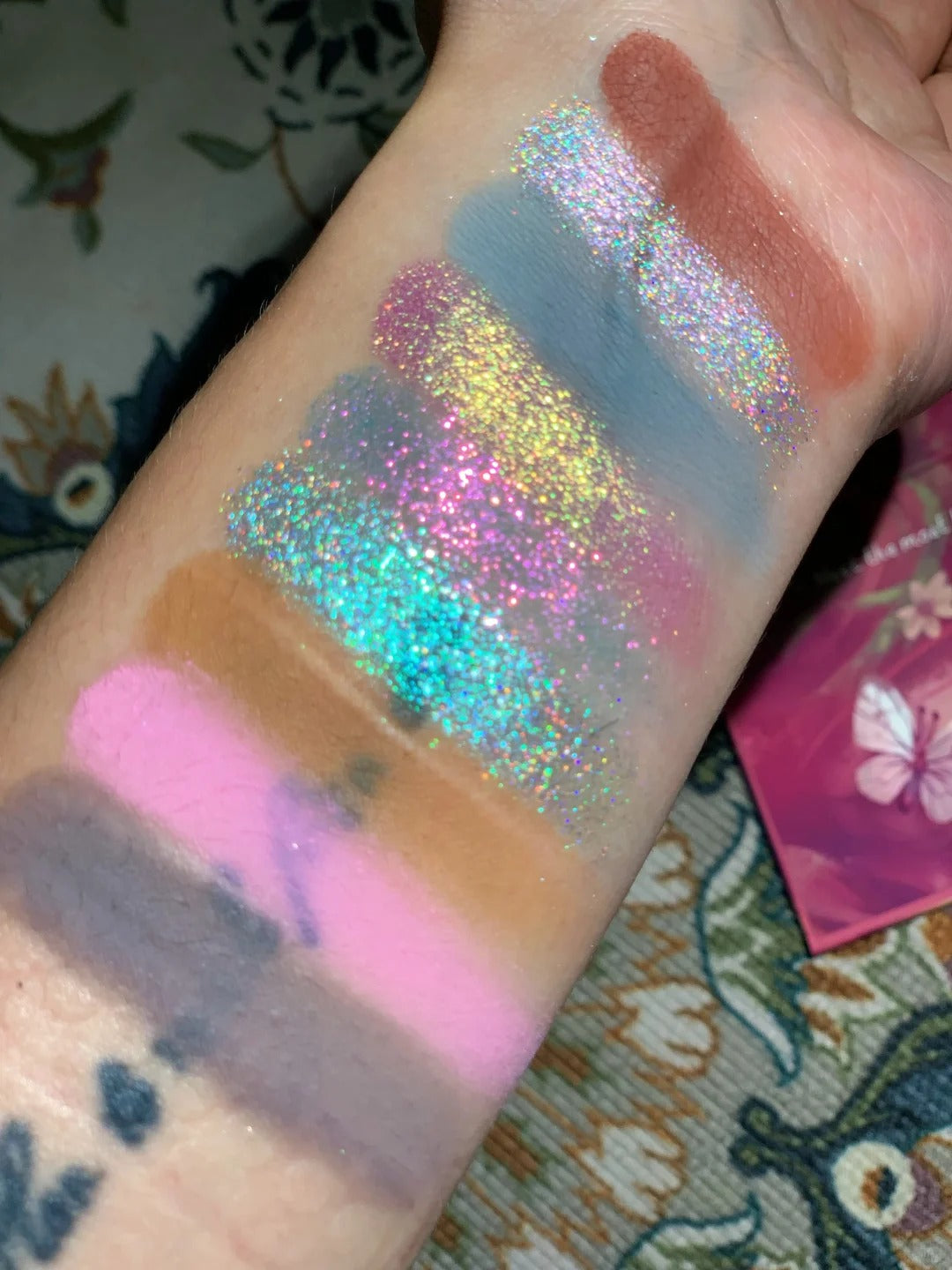 SheenEffect X NIKESANSAN Dream Love Chameleon Eyeshadow Palette T3873