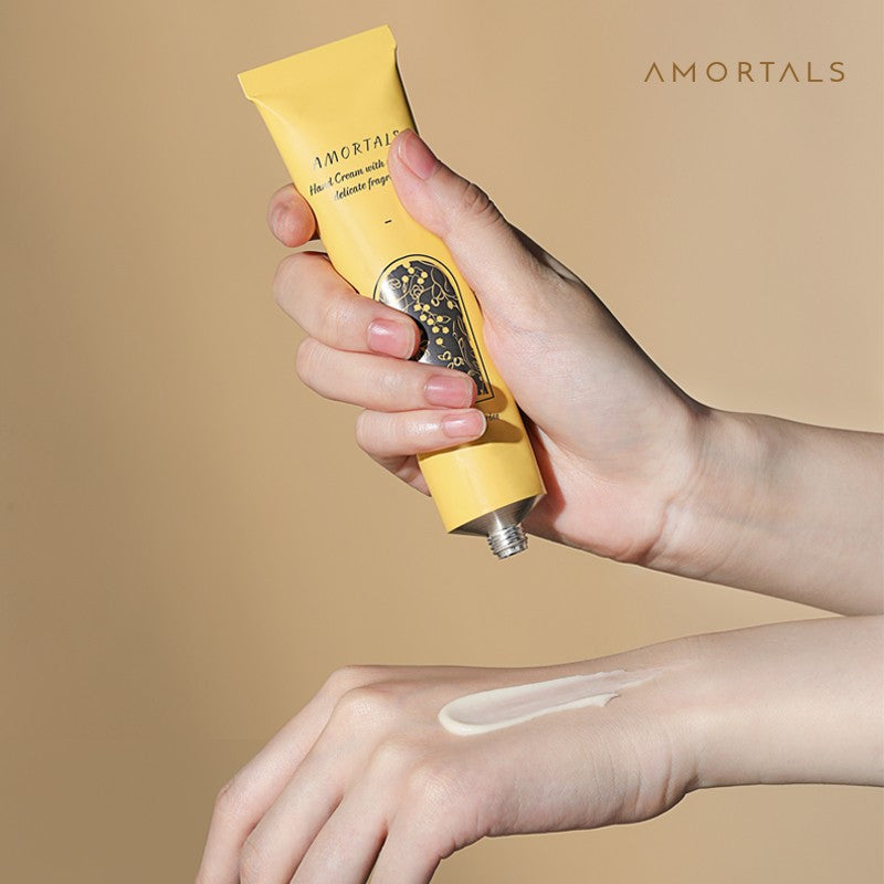 AMORTALS Fragrant Moisturising Hand Cream T2526