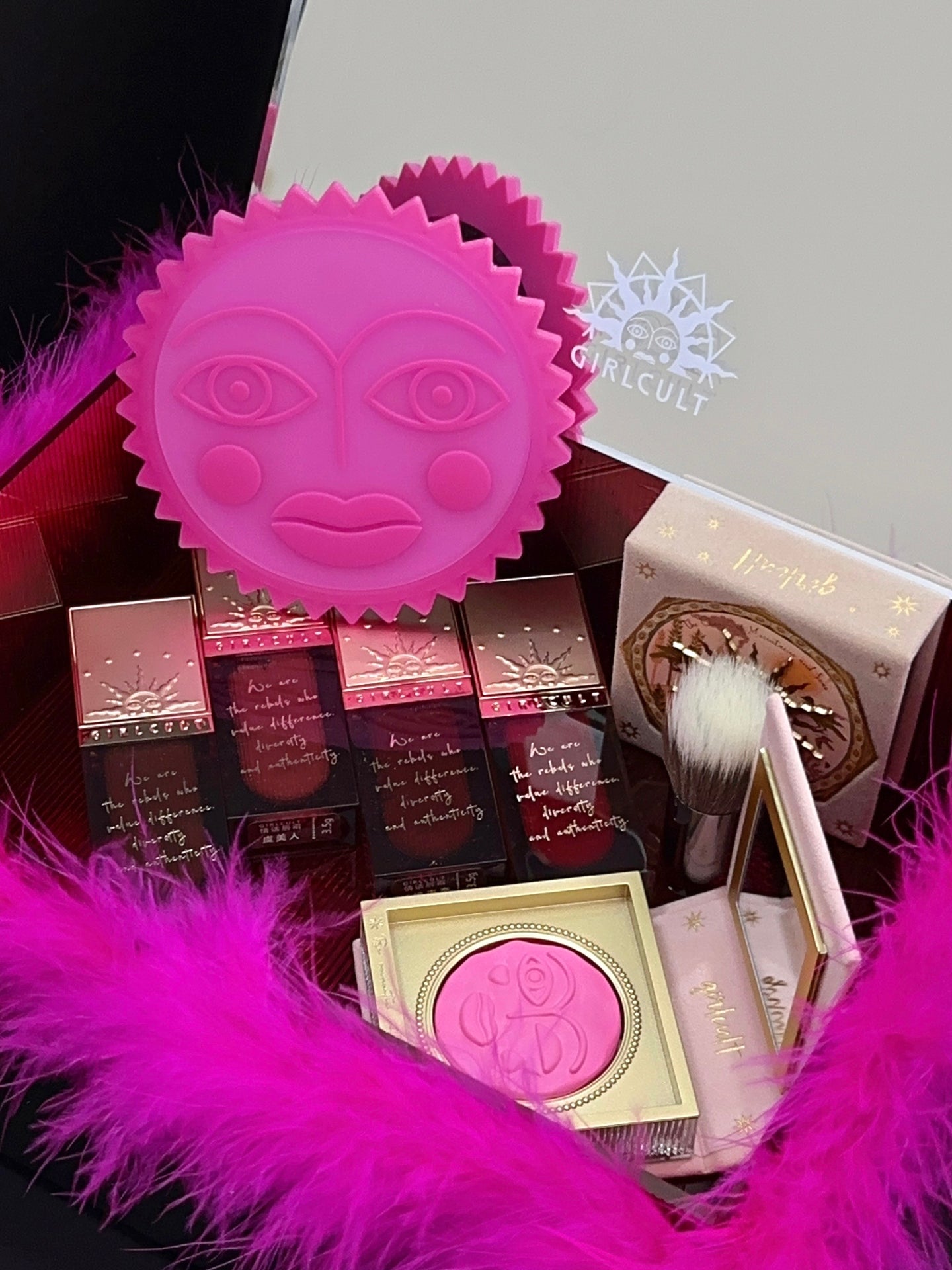 Girlcult Rouge Buckle Series Mood Blusher Powder T3109