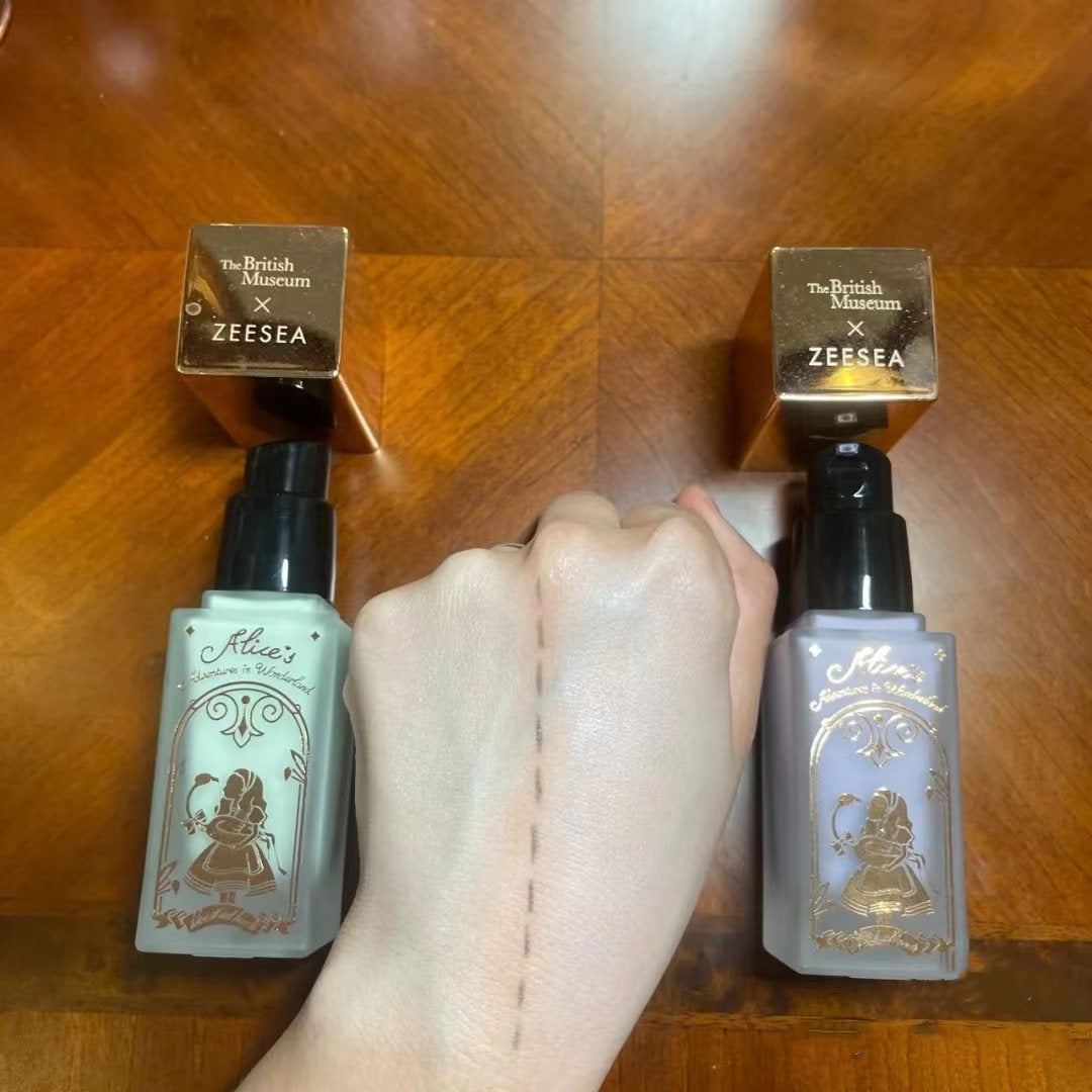 ZEESEA Alice in Wonderland Series Moist Makeup Primer T2256