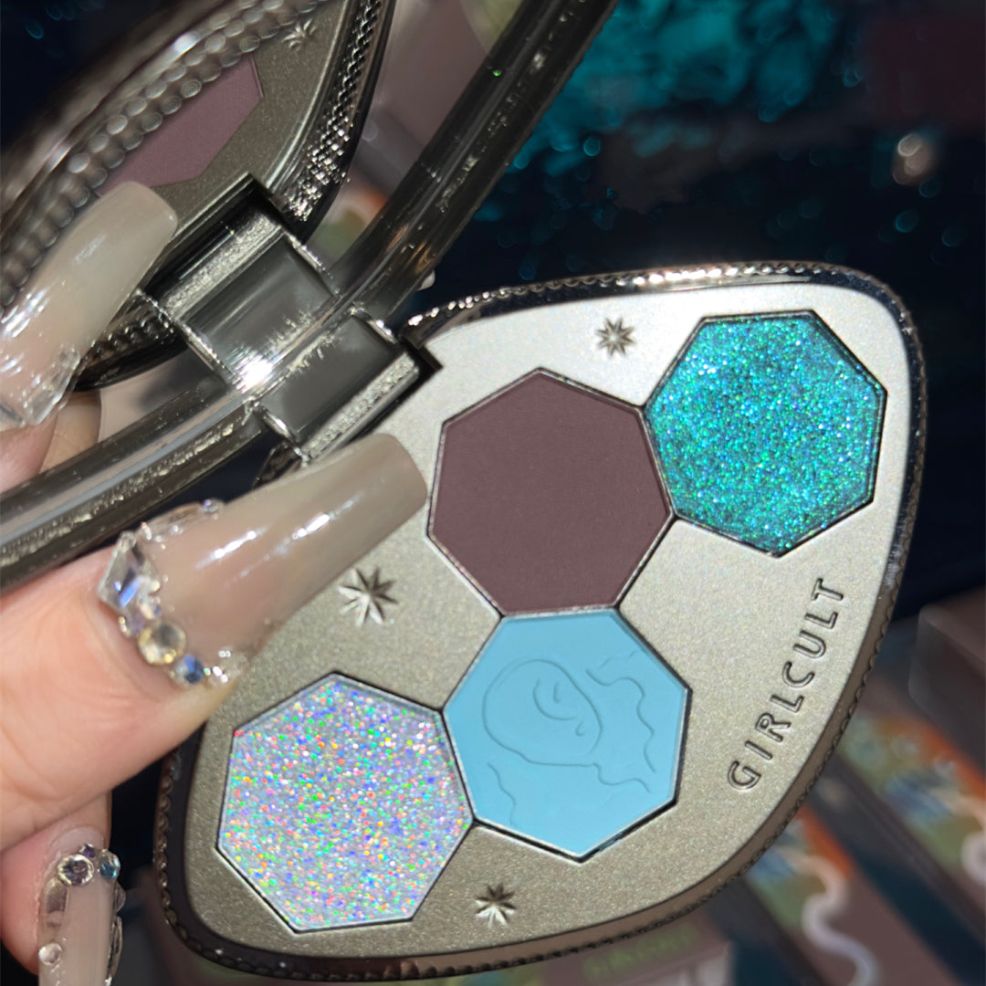 Girlcult SCI-FI MYTHOLOGY Series Holographic Eyeshadow Palette T3057